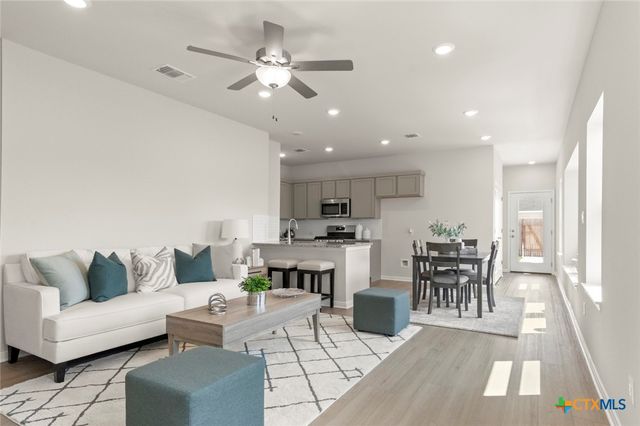 312 Witchhazel Way, San Marcos, TX 78666