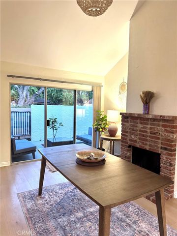 10215 Larwin, Los Angeles, CA 91311