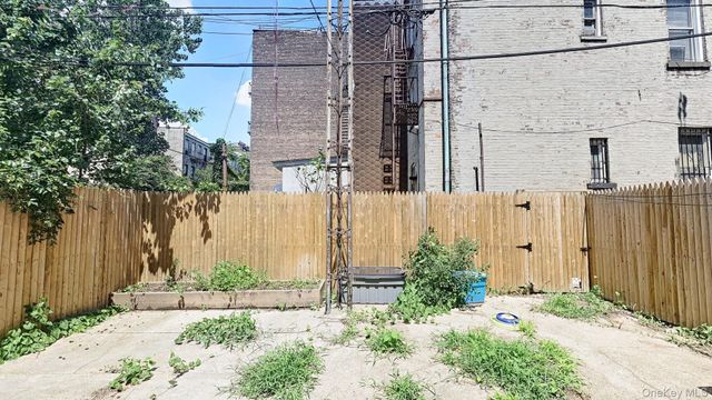 181 Irving Avenue, Brooklyn, NY 11237