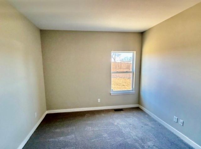 4737 S Union Avenue, Independence, MO 64055