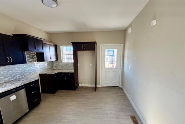 4737 S Union Avenue, Independence, MO 64055