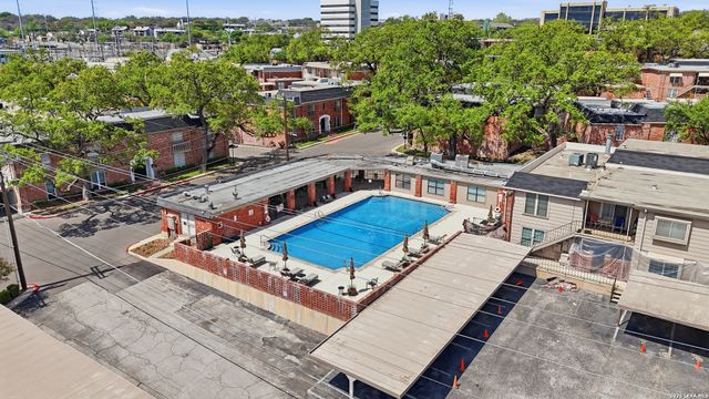 7500 Callaghan Rd Apt 140, San Antonio, TX 78229