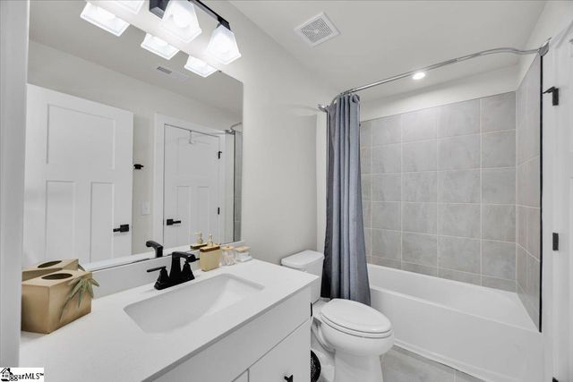 822 Lady Fern Drive, Woodruff, SC 29388