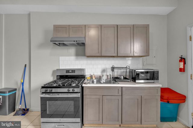 1707 GWYNNS FALLS PKWY, Baltimore, MD 21217