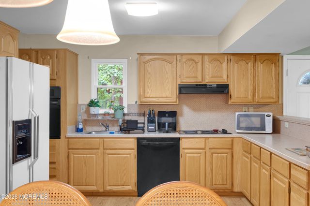 519 Vath Street, Jackson, NJ 08527