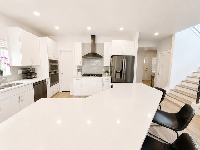 6021 W AUTUMN VISTAS DR, West Valley City, UT 84128