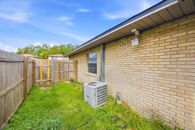 2218 BRANDY PLACE, Lakeland, FL 33801