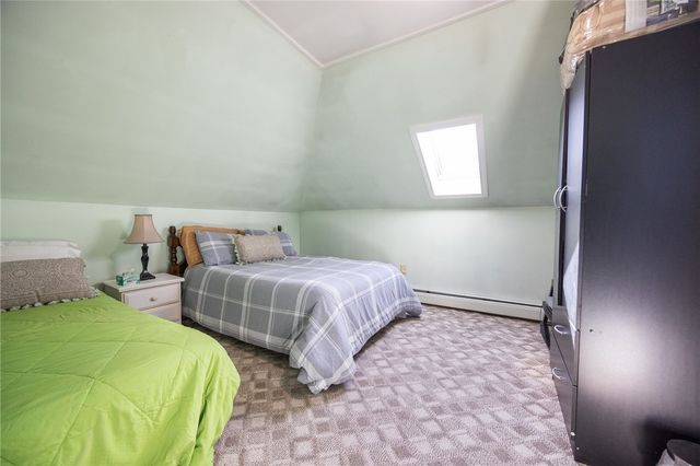 30 Edgemere Avenue, Providence, RI 02909