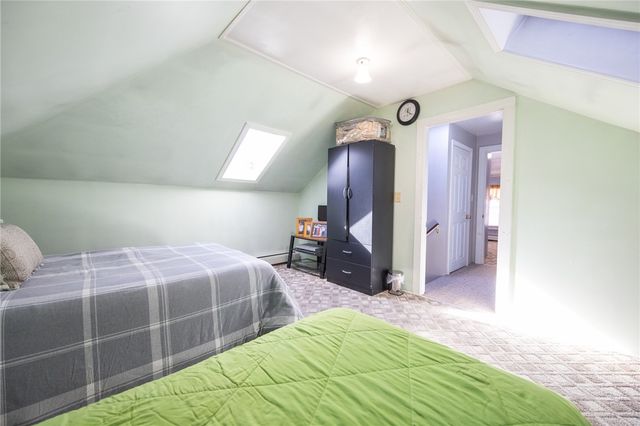 30 Edgemere Avenue, Providence, RI 02909