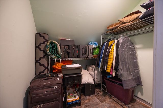 30 Edgemere Avenue, Providence, RI 02909