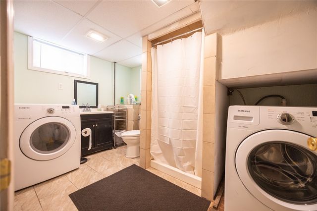 30 Edgemere Avenue, Providence, RI 02909