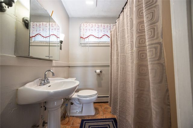 30 Edgemere Avenue, Providence, RI 02909