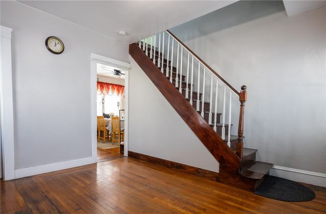 30 Edgemere Avenue, Providence, RI 02909