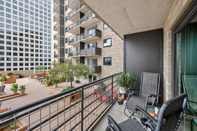 66 9th Street E 1313, Saint Paul, MN 55101