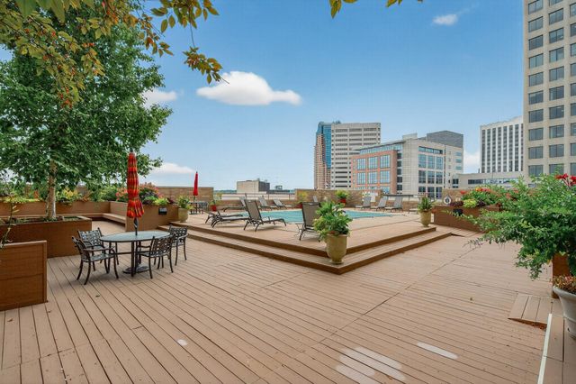 66 9th Street E 1313, Saint Paul, MN 55101