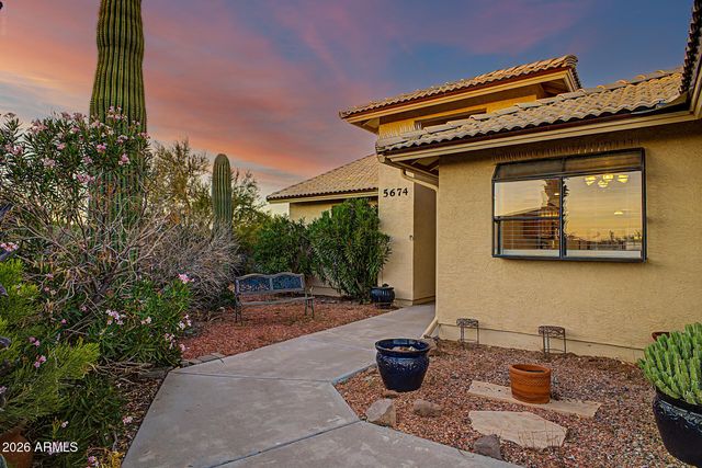 5674 E 3RD Avenue, Apache Junction, AZ 85119