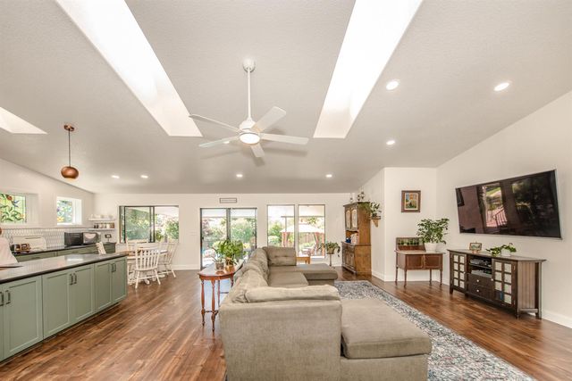4601 Paula Way, Fair Oaks, CA 95628