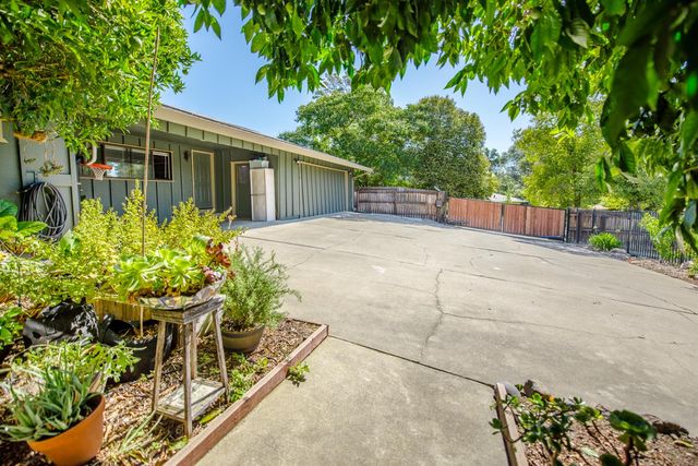 4601 Paula Way, Fair Oaks, CA 95628
