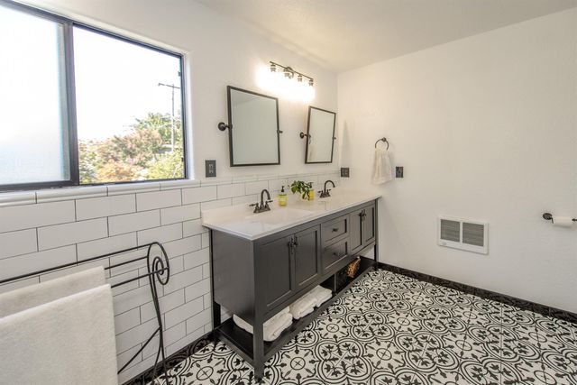 4601 Paula Way, Fair Oaks, CA 95628
