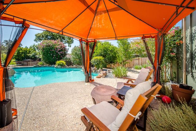 4601 Paula Way, Fair Oaks, CA 95628