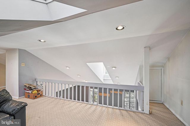 1268 RYDAL RD, Jenkintown, PA 19046