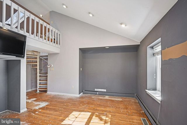 1268 RYDAL RD, Jenkintown, PA 19046