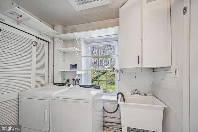 1268 RYDAL RD, Jenkintown, PA 19046