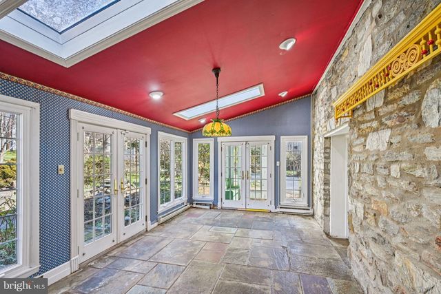 1268 RYDAL RD, Jenkintown, PA 19046