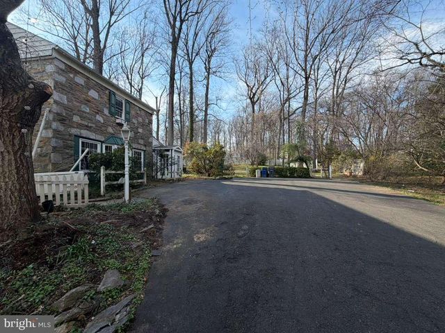 1268 RYDAL RD, Jenkintown, PA 19046