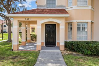 2572 57th Circle 2572, Vero Beach, FL 32966