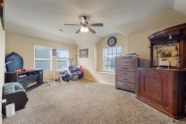 111 Quail Meadow Drive, Conroe, TX 77384