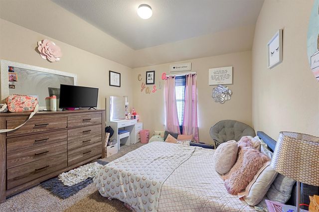 111 Quail Meadow Drive, Conroe, TX 77384