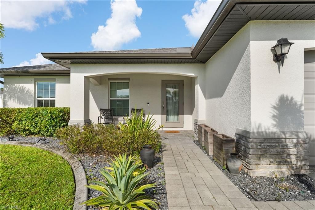475 NE 3rd PL, CAPE CORAL, FL 33909 — photo 2