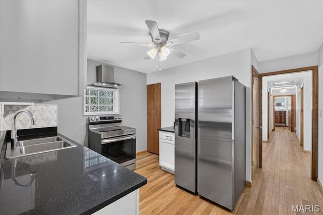 1723 Gulf Drive, St Louis, MO 63130