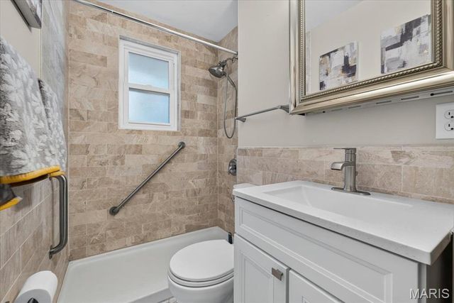 1723 Gulf Drive, St Louis, MO 63130
