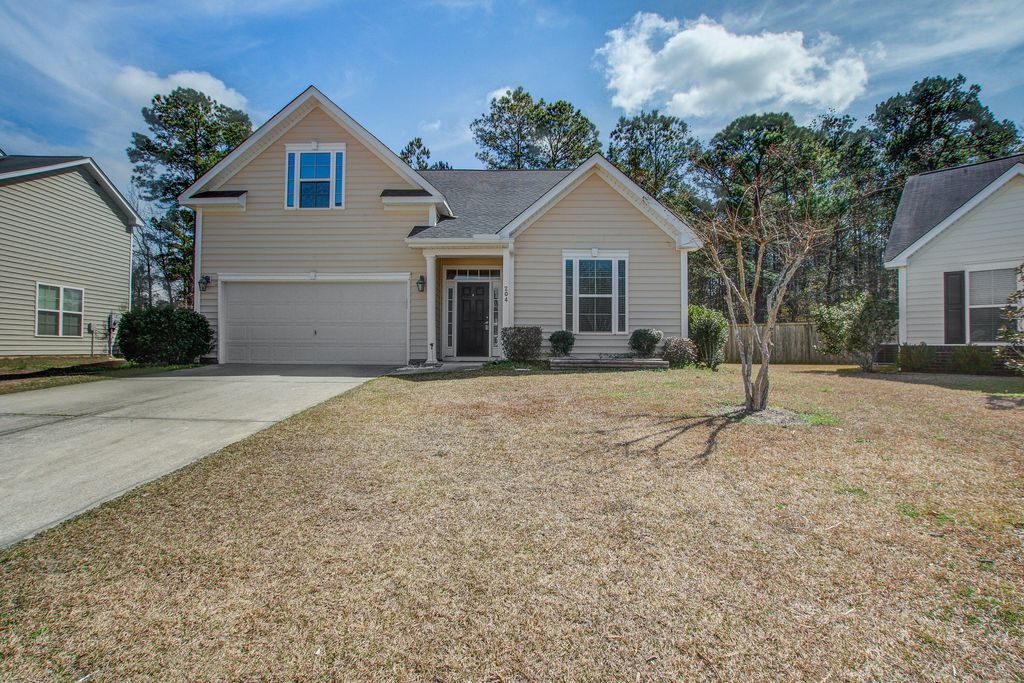 Image 1 of property listing at 204 Palmetto Village Circle, Moncks Corner, SC 29461