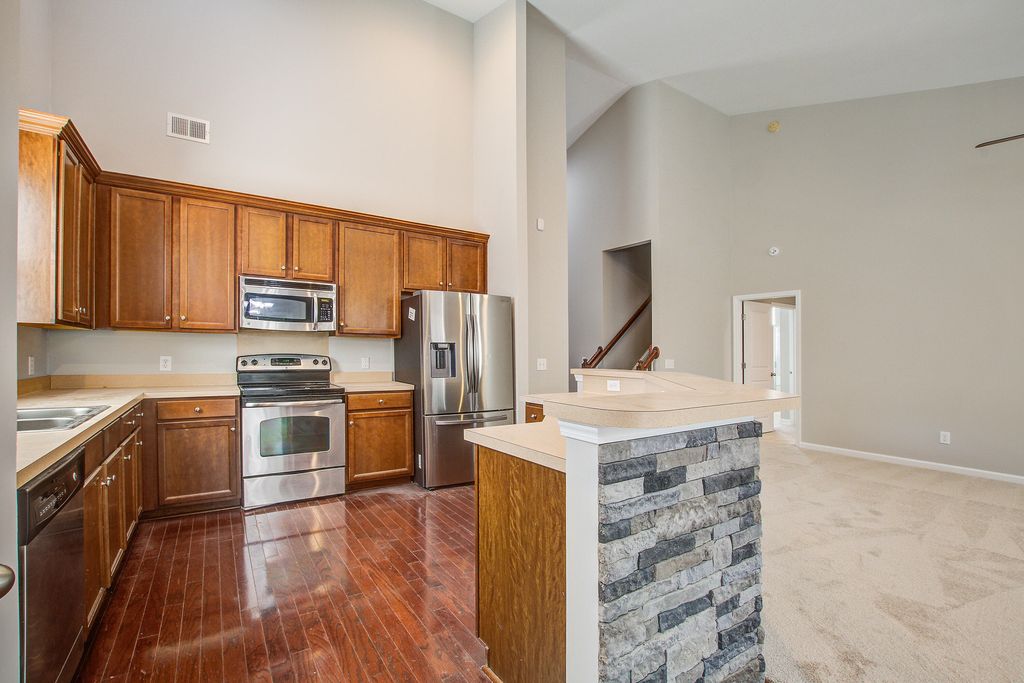 Image 15 of property listing at 204 Palmetto Village Circle, Moncks Corner, SC 29461