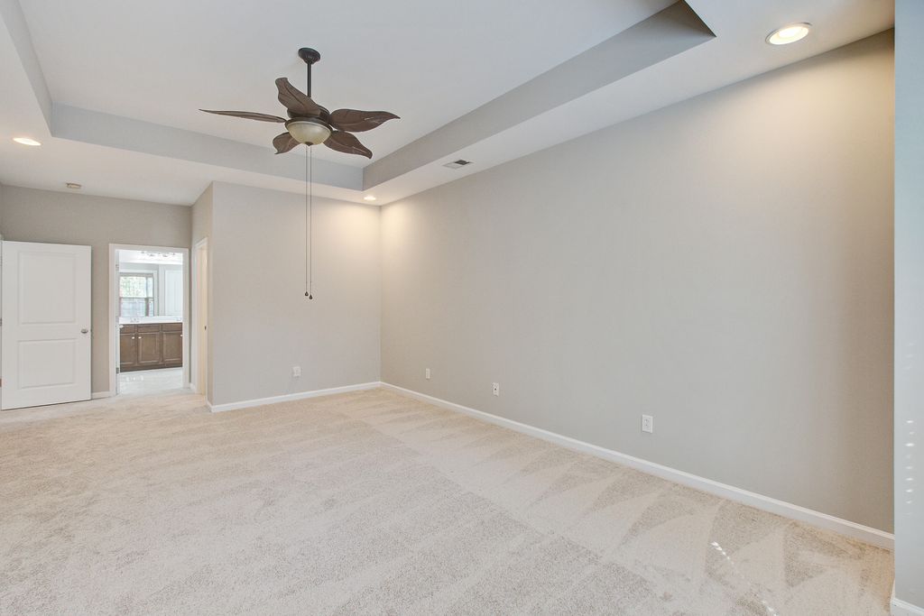 Image 19 of property listing at 204 Palmetto Village Circle, Moncks Corner, SC 29461