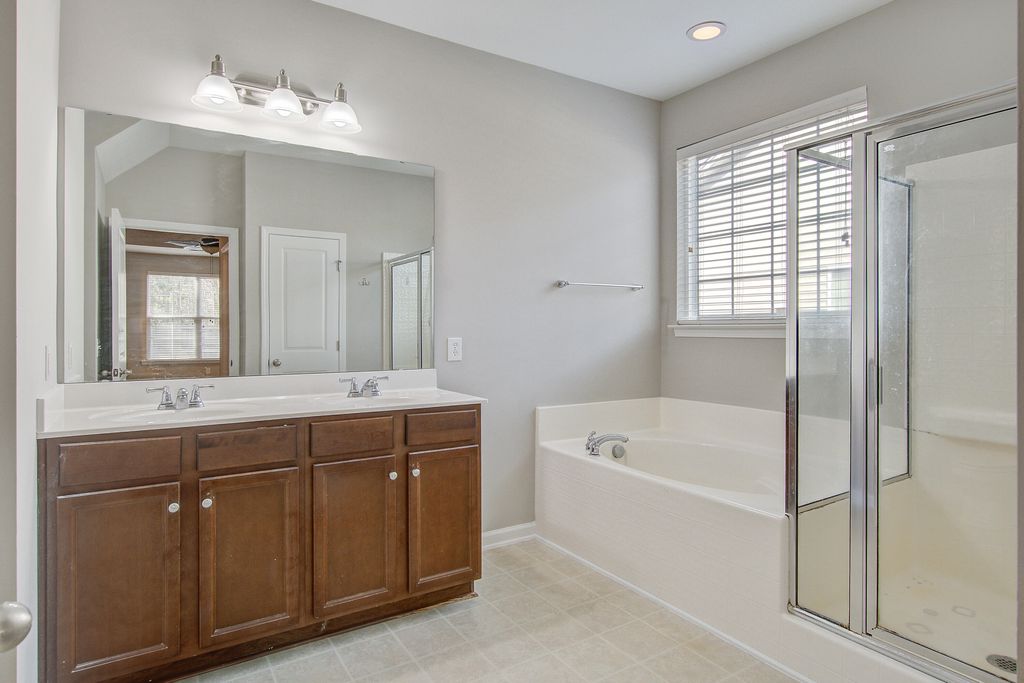 Image 22 of property listing at 204 Palmetto Village Circle, Moncks Corner, SC 29461