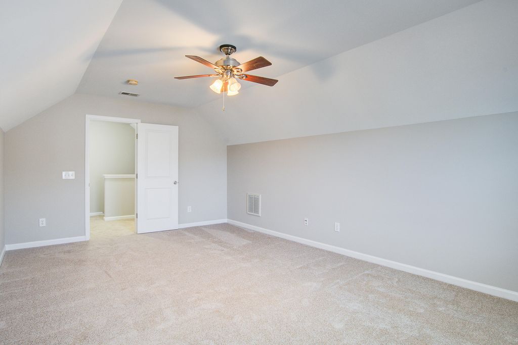 Image 32 of property listing at 204 Palmetto Village Circle, Moncks Corner, SC 29461