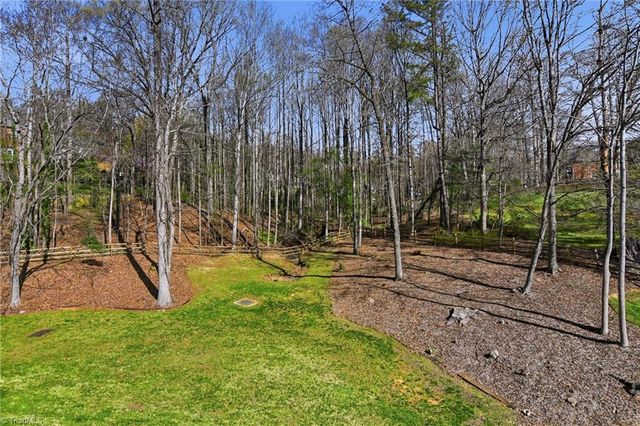 1124 Claverton Court, Winston-salem, NC 27104