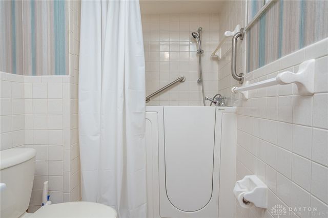 800 Chandler Drive, Dayton, OH 45426