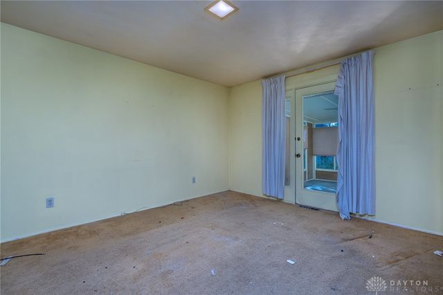 800 Chandler Drive, Dayton, OH 45426