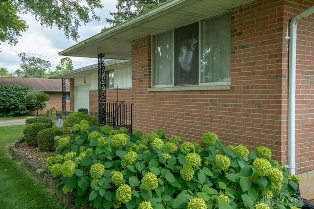 800 Chandler Drive, Dayton, OH 45426