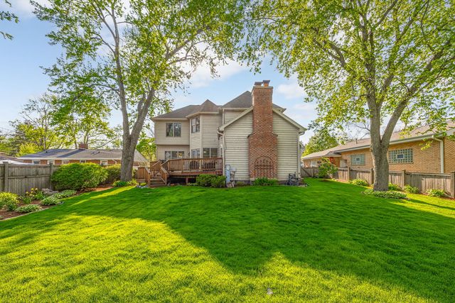 4001 Washington Street, Downers Grove, IL 60515