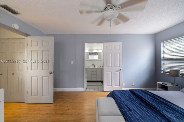 10600 La Placida Dr, Coral Springs, FL 33065