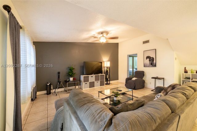10600 La Placida Dr, Coral Springs, FL 33065