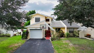 10600 La Placida Dr, Coral Springs, FL 33065