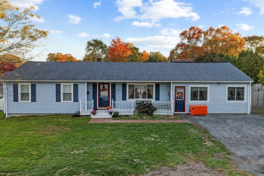 281 Massachusetts Ave, Somerset, MA 02726