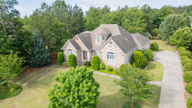 211 Twin Ponds Lane, Aiken, SC 29803